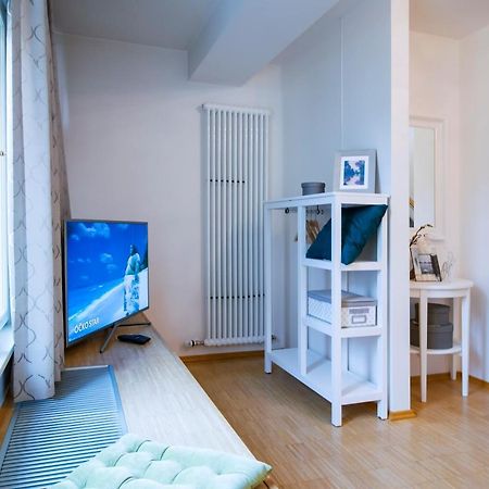Modern Apartment Charvatova ปราก ภายนอก รูปภาพ