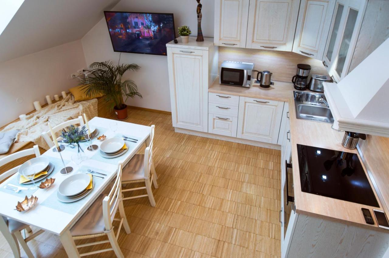 Modern Apartment Charvatova ปราก ภายนอก รูปภาพ