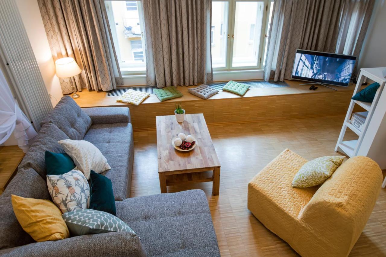 Modern Apartment Charvatova ปราก ภายนอก รูปภาพ