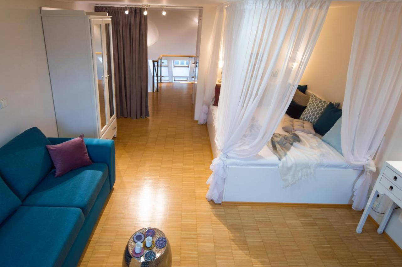 Modern Apartment Charvatova ปราก ภายนอก รูปภาพ