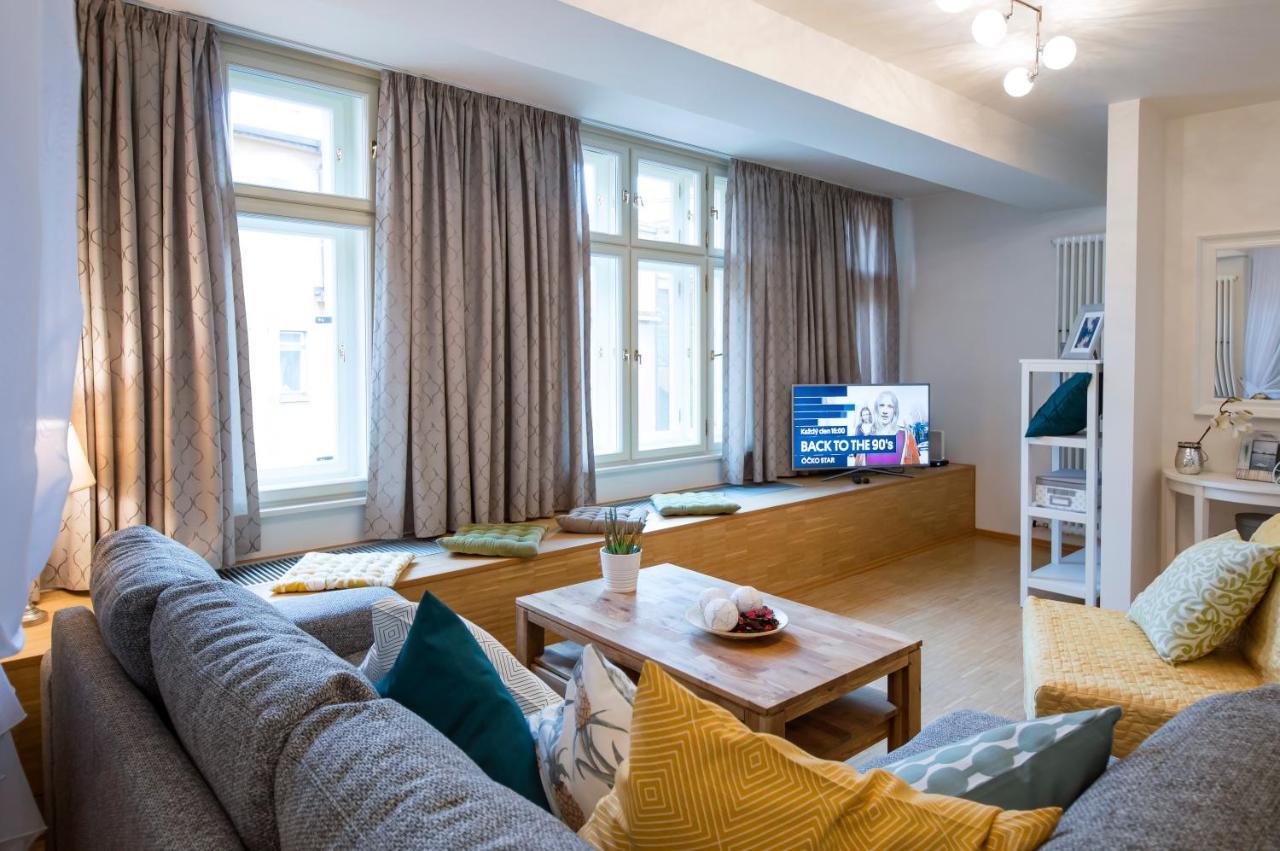 Modern Apartment Charvatova ปราก ภายนอก รูปภาพ